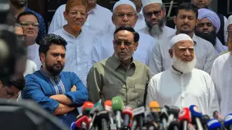 চাকরি যাচ্ছে বিপ্লব কুমারসহ ৫ পুলিশ কর্মকর্তার, শিগগিরই প্রজ্ঞাপন