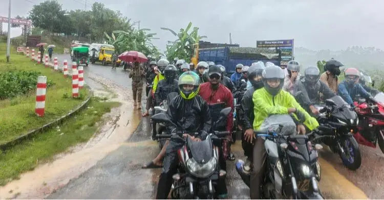 সাজেক থেকে ফিরেছেন আটকে পড়া সব পর্যটক, বন্ধ রয়েছে ভ্রমণ