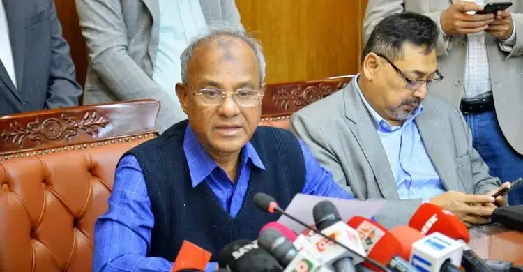 এমপি প্রার্থীরা চাইলে আগ্নেয়াস্ত্রের লাইসেন্স নিতে পারবেন: স্বরাষ্ট্র উপদেষ্টা